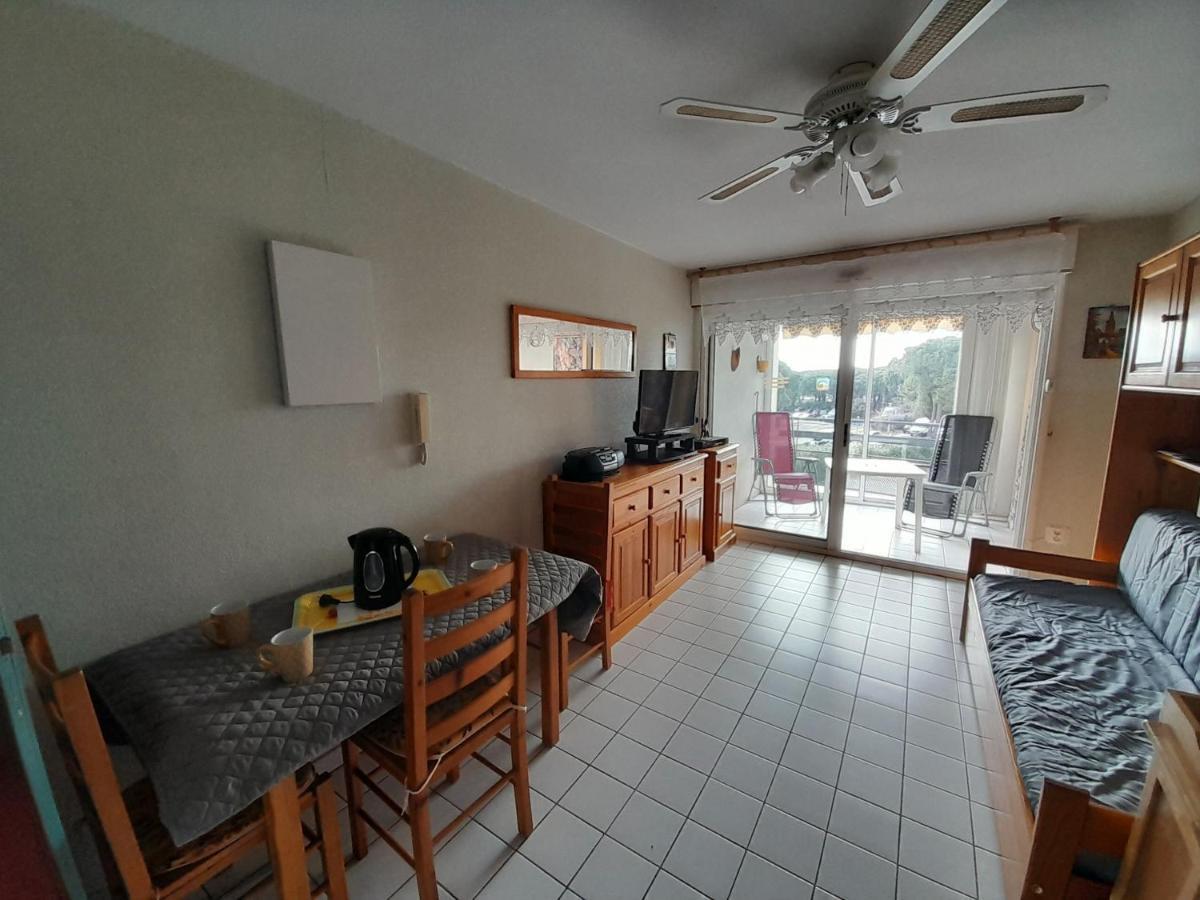 Sol-y-days Elysee: Waterfront With Parking Apartment Le Grau-du-Roi